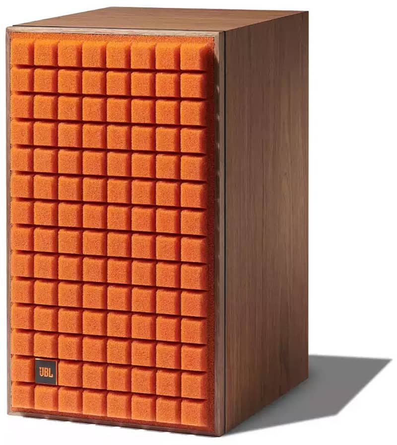 20E31563-0989-5035-C7FF-05640A1B3E4B