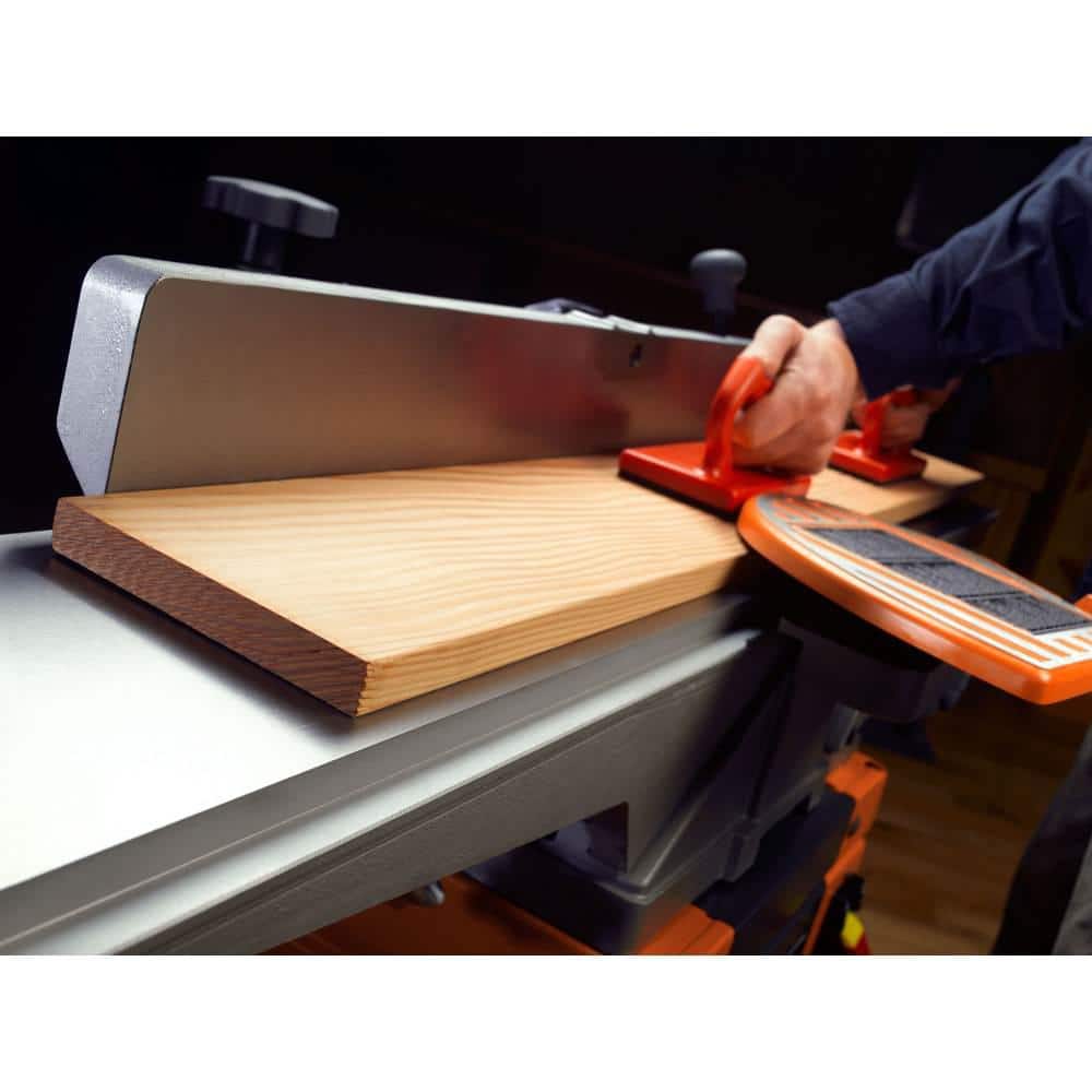 22E19448-1063-3B3D-FB88-71DACE493C29