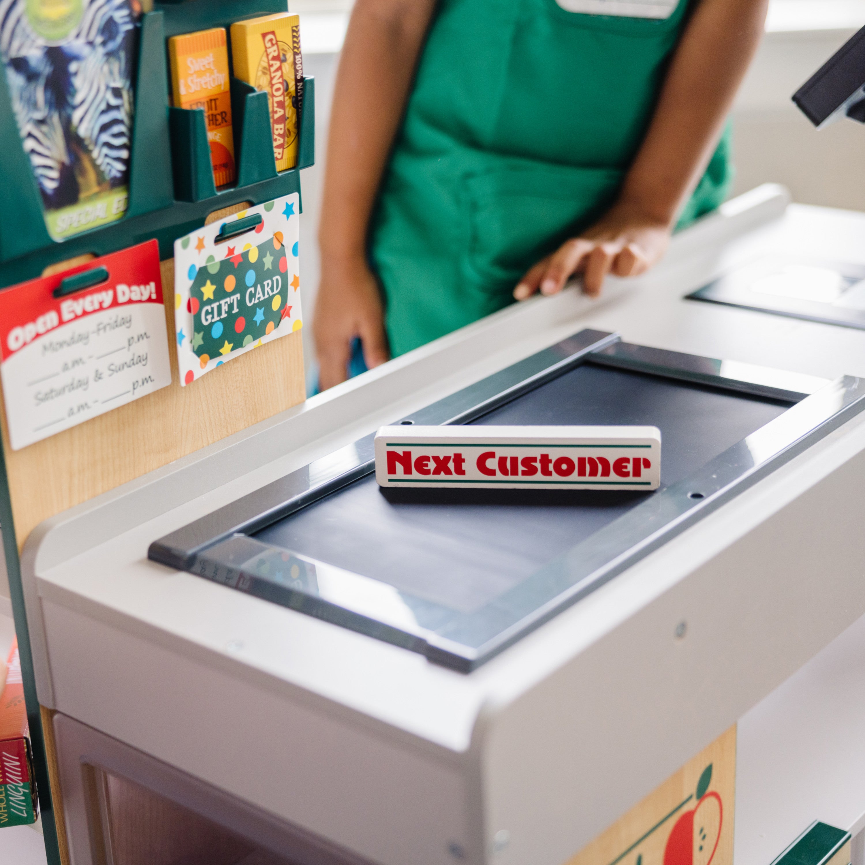 2D851053-07E0-55E7-4345-5BADF4A7E498