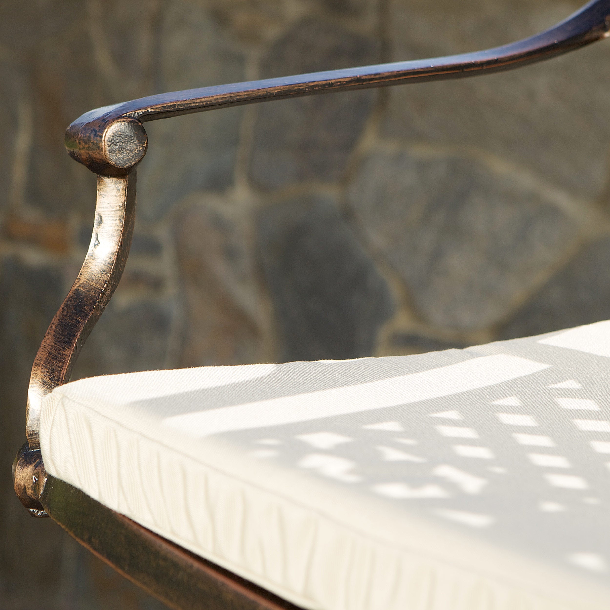 35E20739-89B2-04E6-BC06-9B63835DE0FB