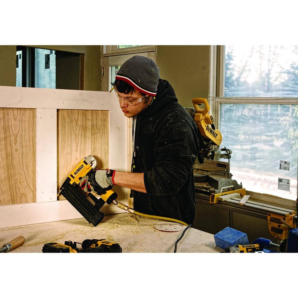 3865374A-CF78-939E-B36A-248732165B07