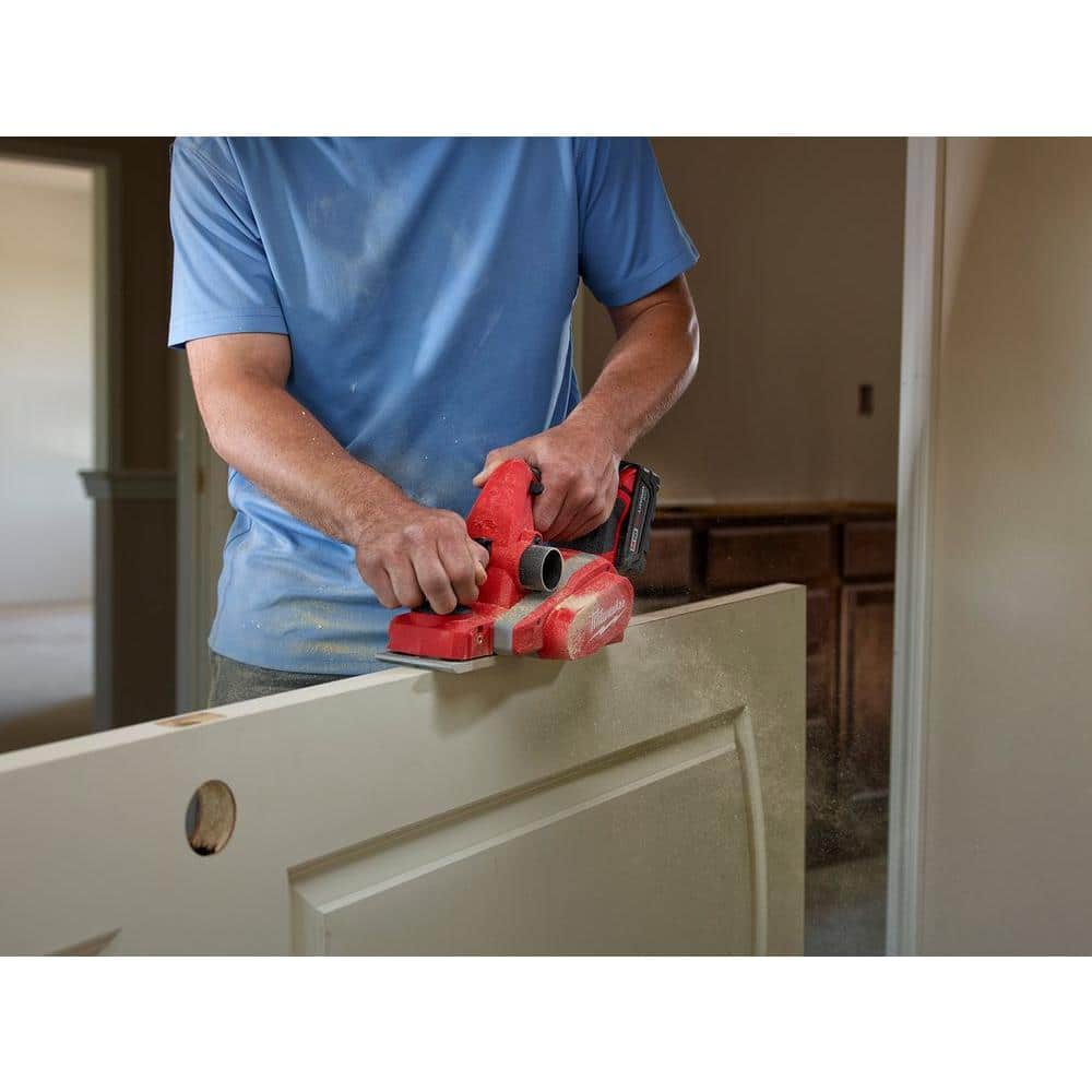 5F626DBF-51C8-40B3-6F5C-506D6CB18212