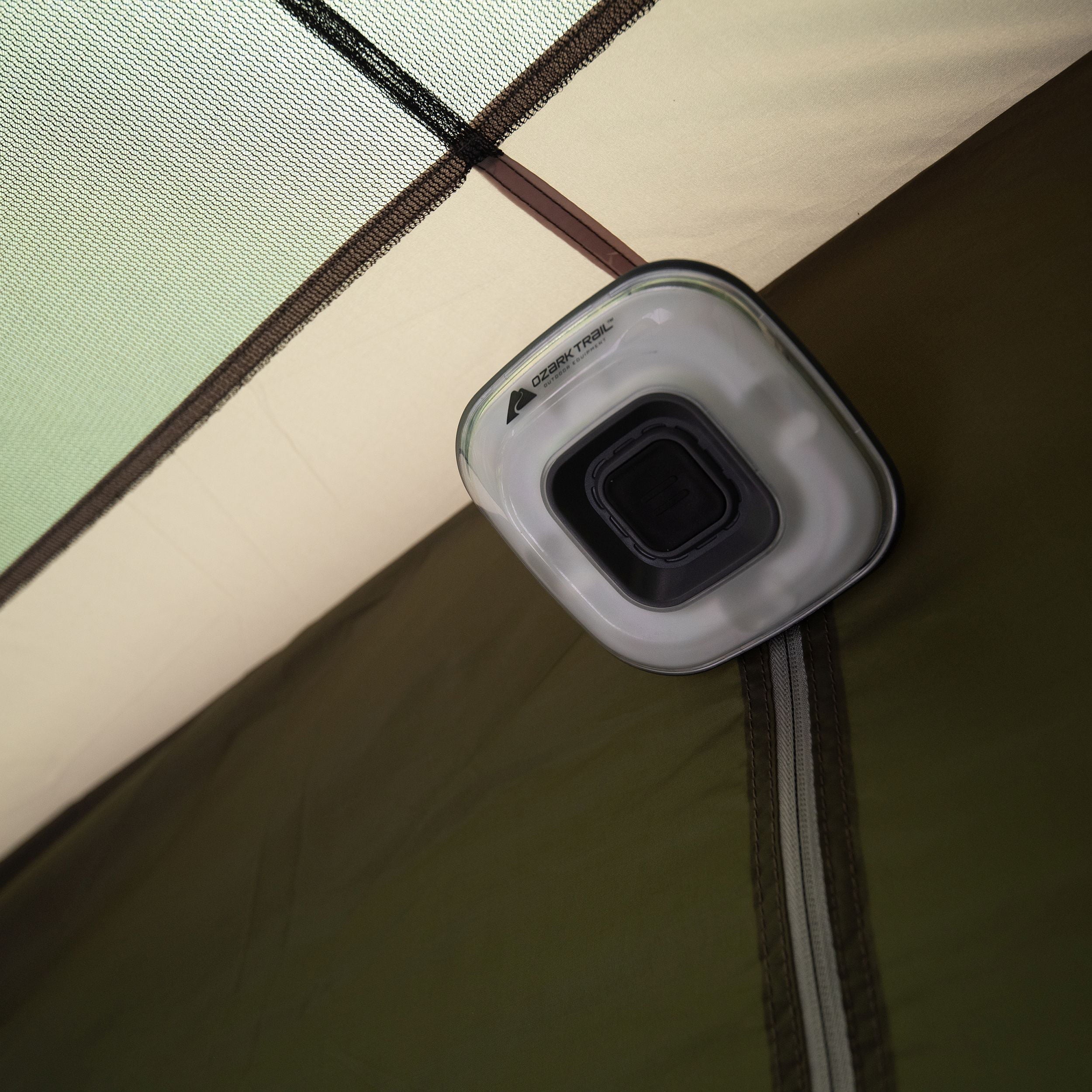 6F3F2248-F78C-8DEA-D327-8613F375A85C