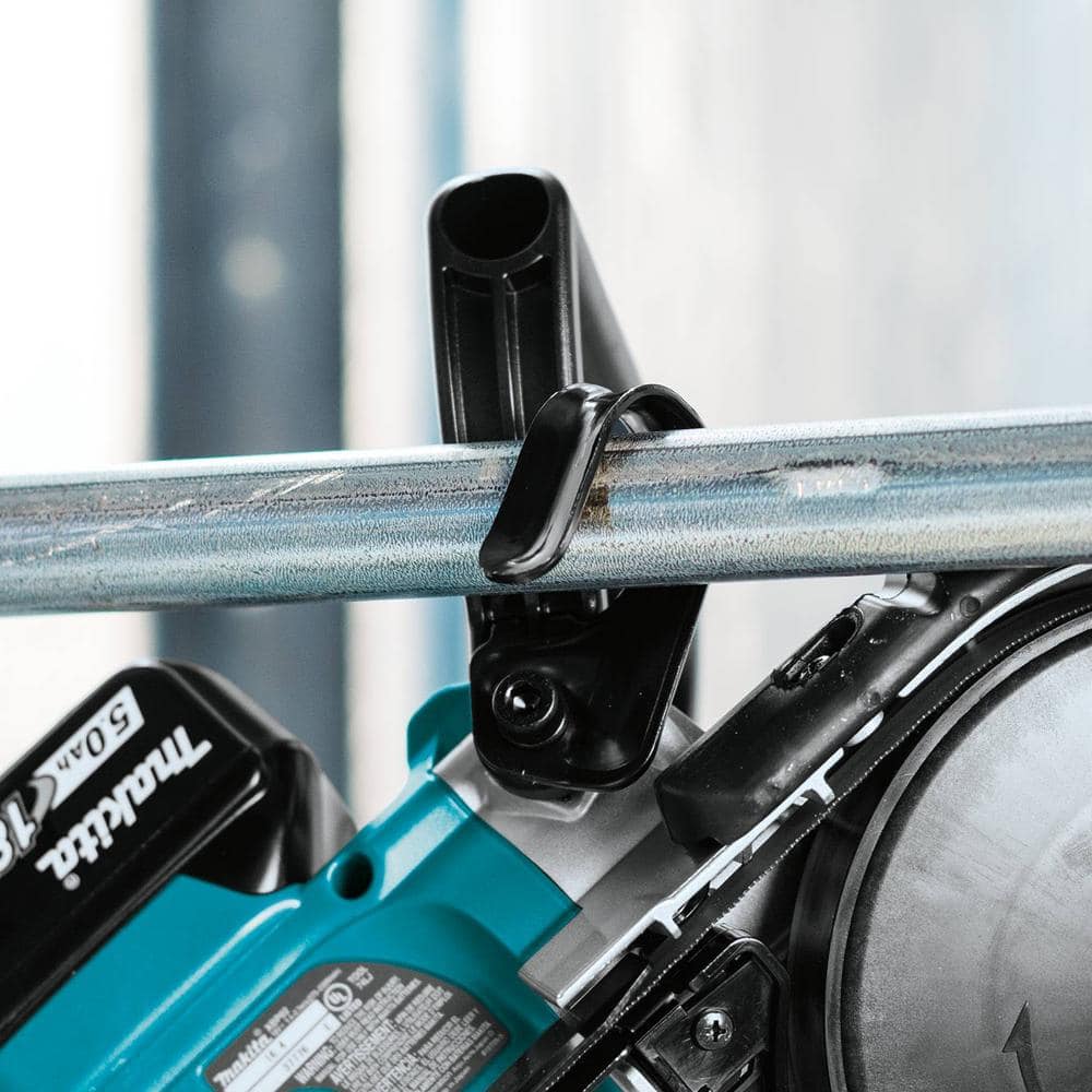 A4A5C352-D8B6-9266-7131-28970141FABC