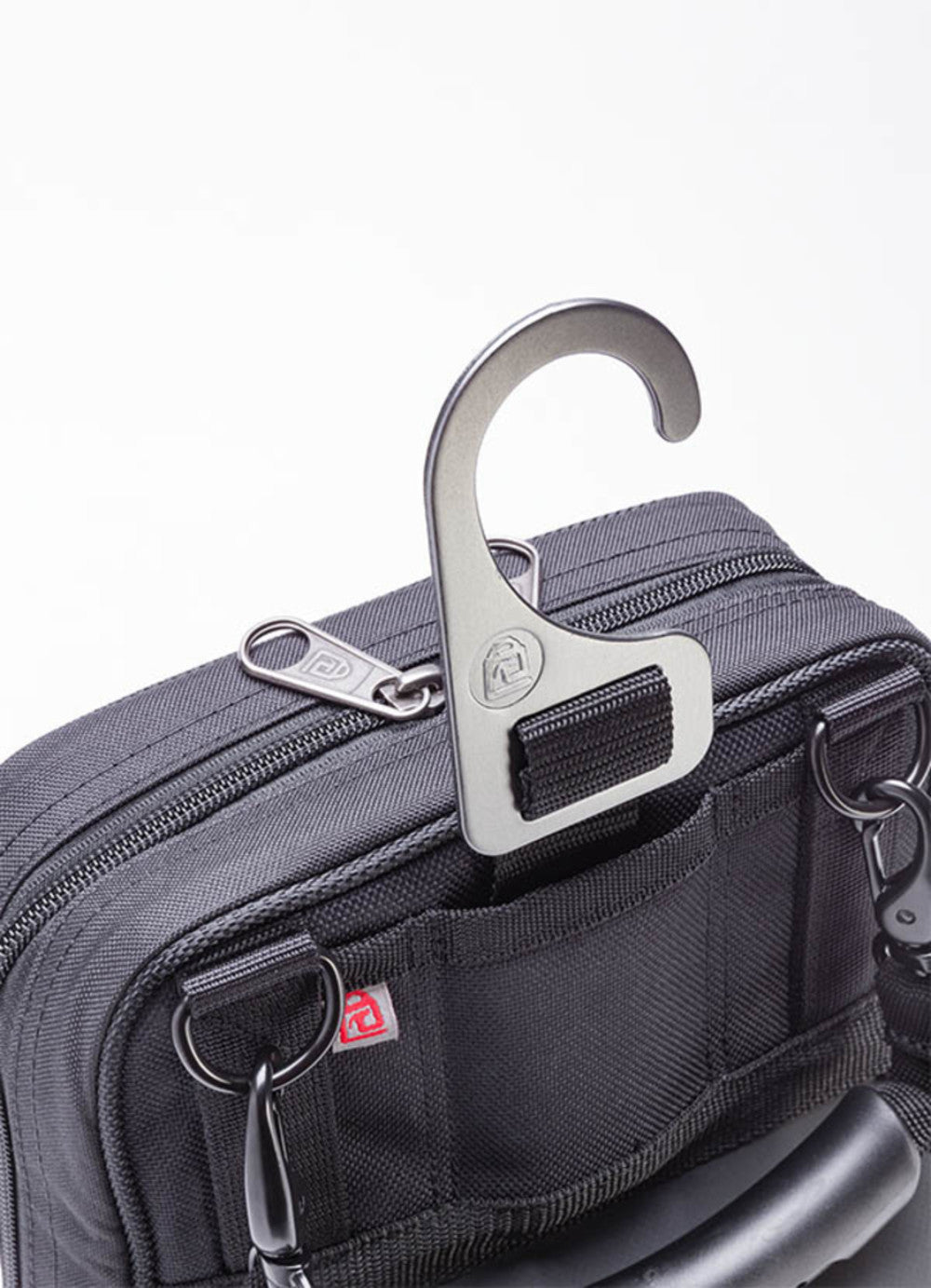 A4A6DC2D-84E9-7F06-9783-562CD7B77BB0