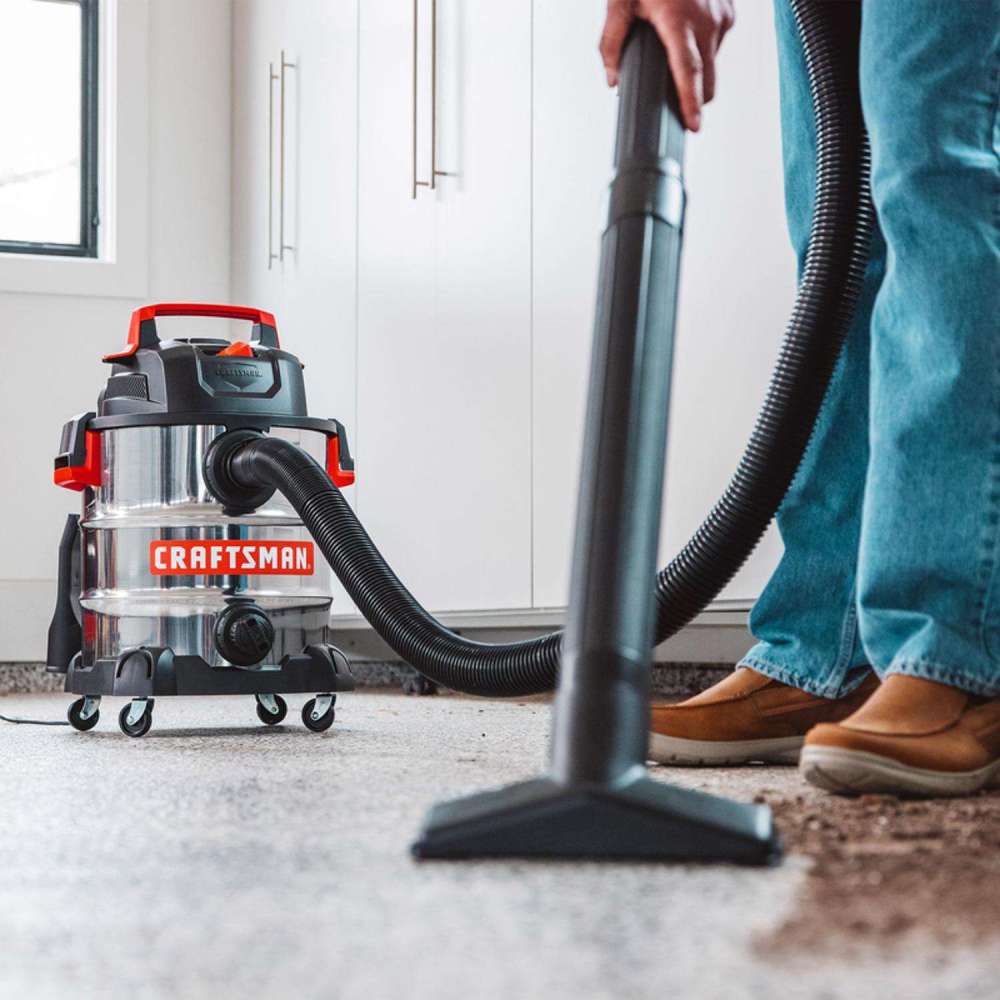 A5DD1D71-5252-6E03-A136-67EA294460F0