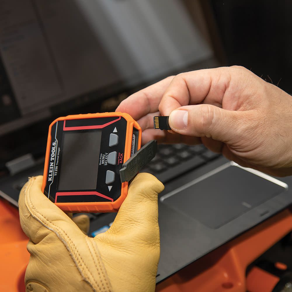 ACA212DF-79BF-E41D-B5A6-3F8EAD39F654