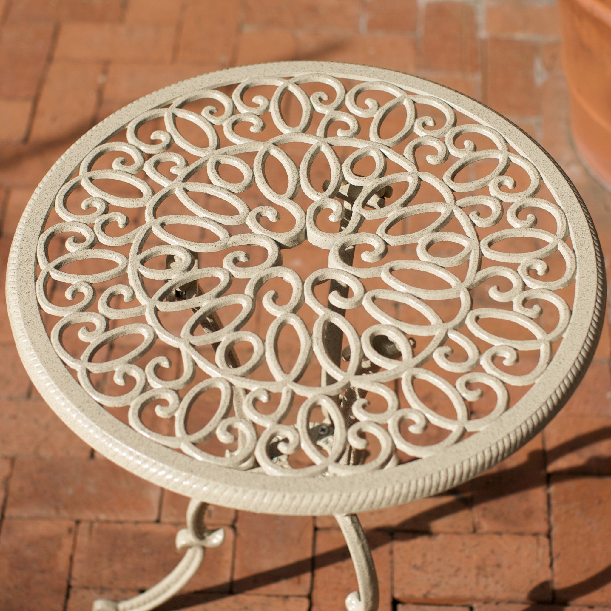 ADB51FC6-EDC2-04B8-5843-61224AABF415