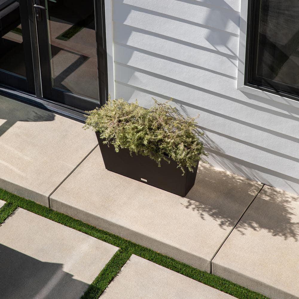 BD157E06-F5E9-8863-F25B-79D13975EE99