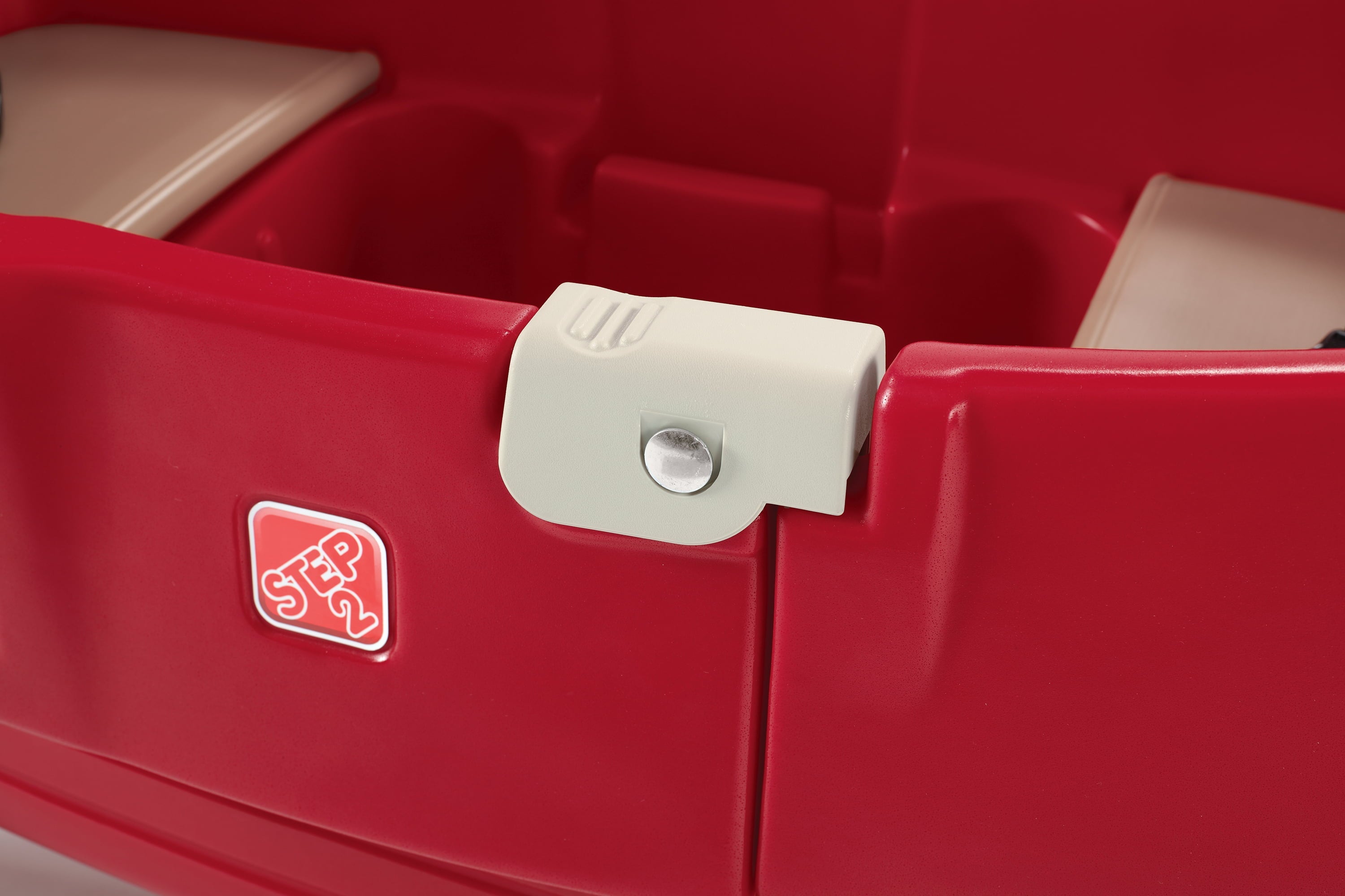 BF4DD747-87C3-C74C-D37A-1BE42F9A1D32