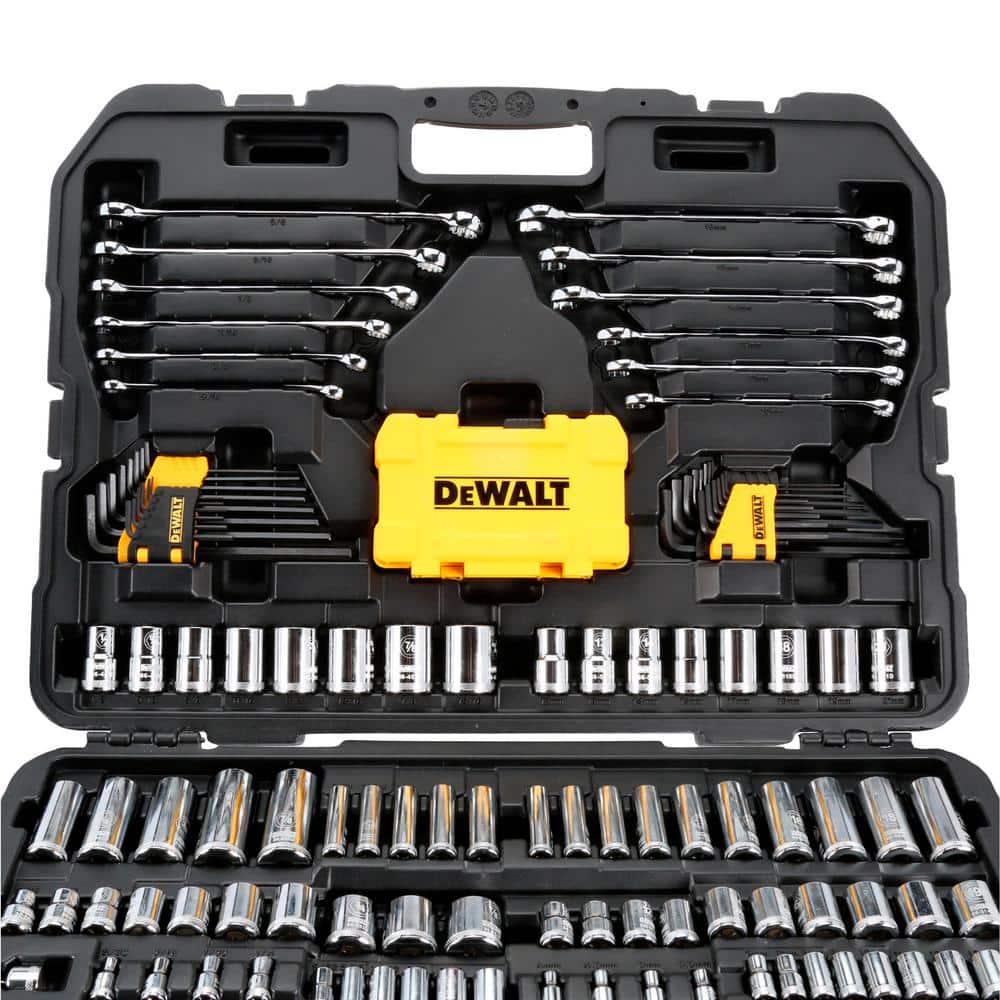 EEFB387D-64C6-24B8-C405-312D25AF5A50