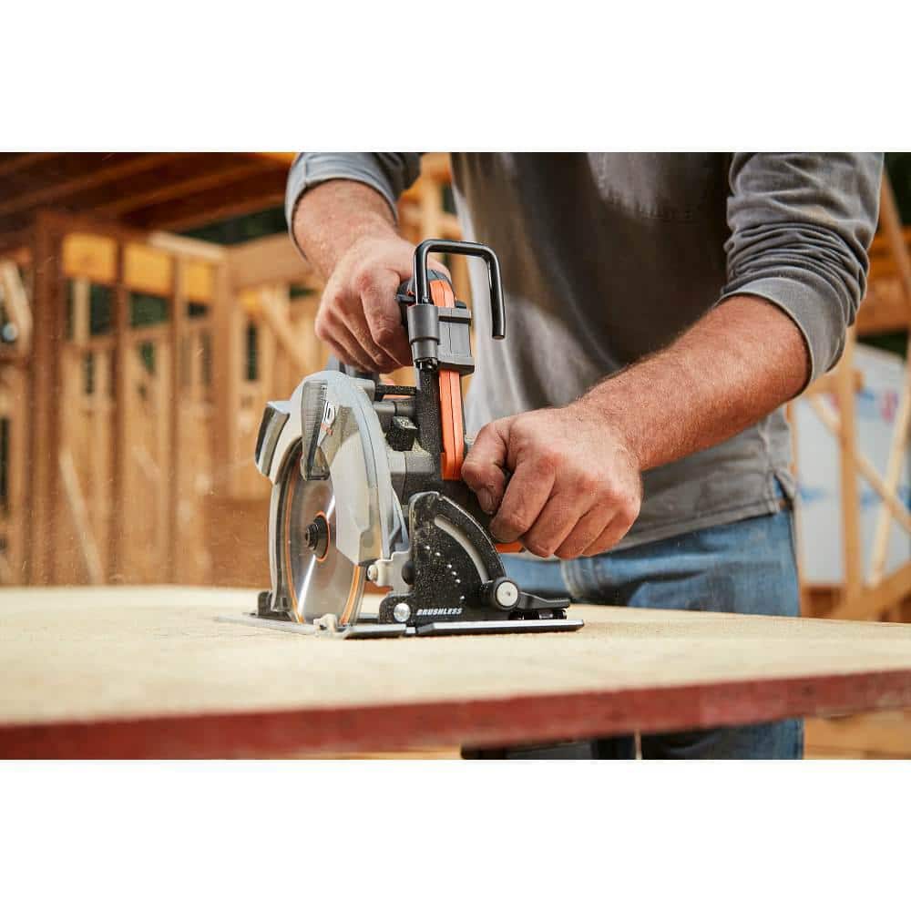 F1759793-1050-7B2D-2FBC-4C9518805634