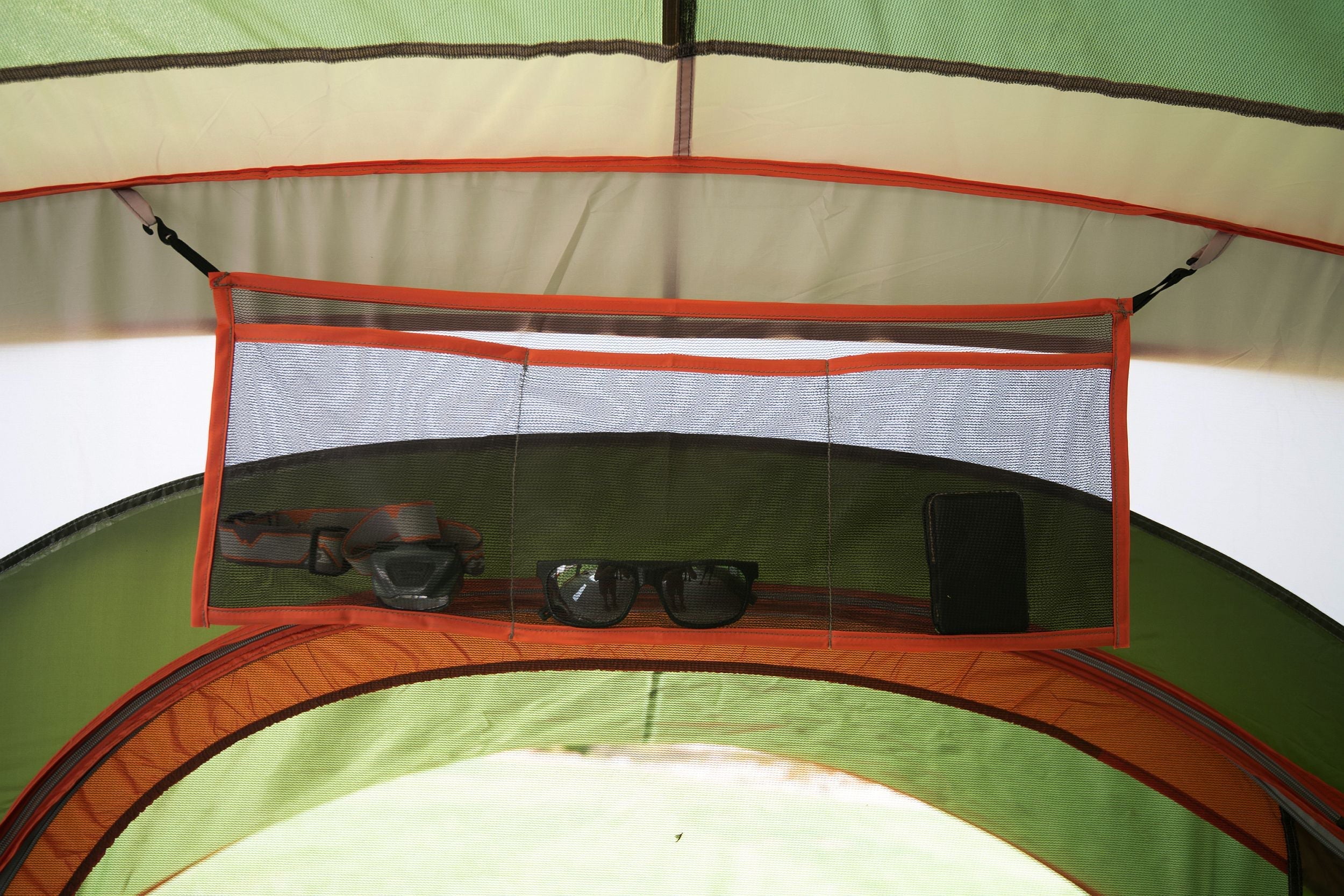 F25A78E0-7747-1F2A-C37B-3CBC726486BC