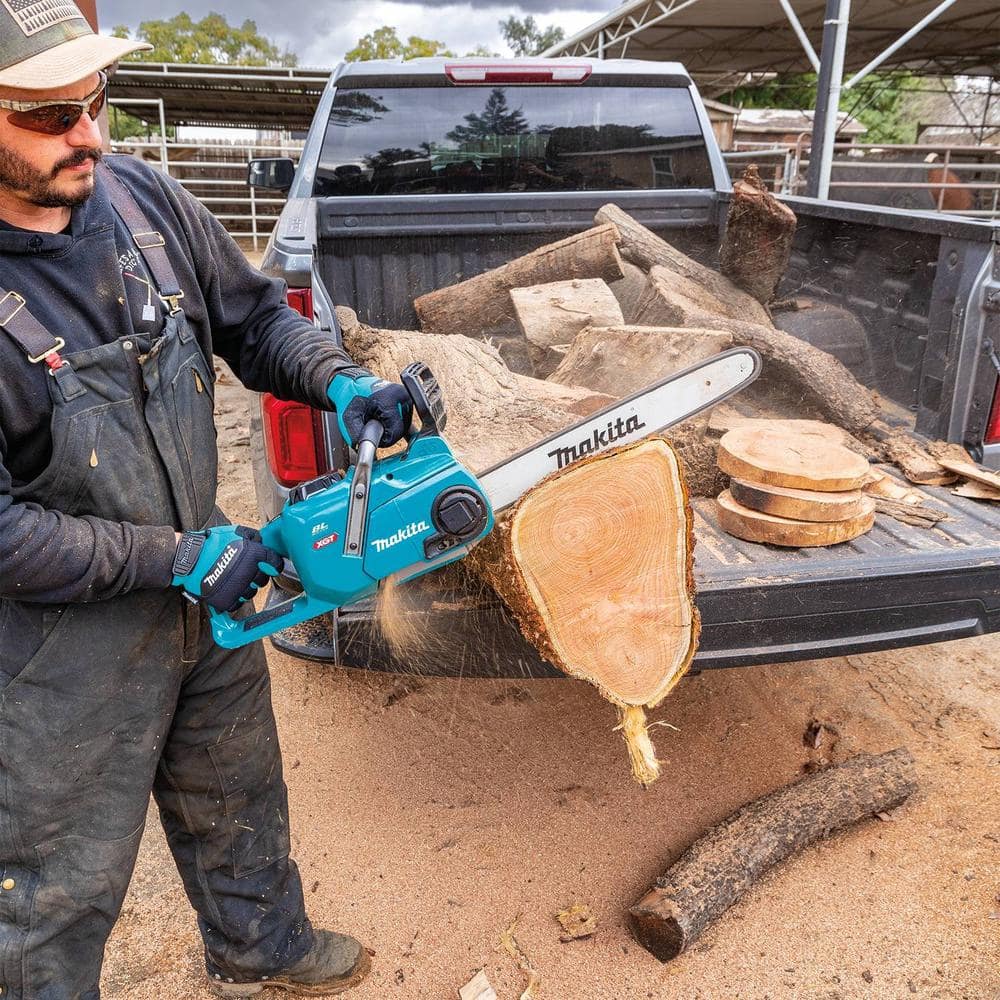 F7BFFECF-8289-13F7-84CD-E60A2B86BAFD