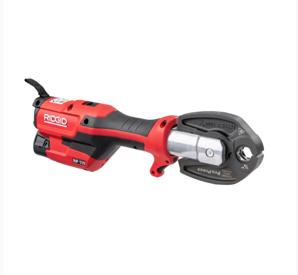 FACA2575-690B-AEE7-37B9-E992405B8823