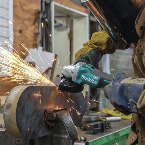 9ad4bfedd2a8ca40224f6bb8247f4fe88e68d116_33-1