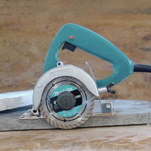 b2153940ccb394259aee8d3c2ad10cc4d3309107_3-1