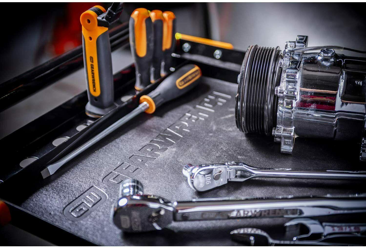 b2204358871f096b6f8fea644fbde5b5a2a96a50_108-1