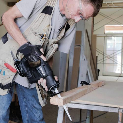 f21fb4a04d4ed1fed00e95ce476baf6955f30c81_8-1